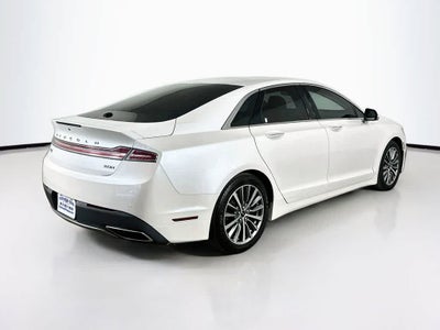 Lincoln MKZ Hybrid 2020, versión básica