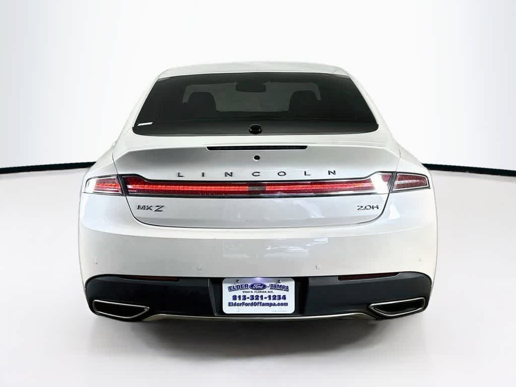 Lincoln MKZ Hybrid 2020, versión básica