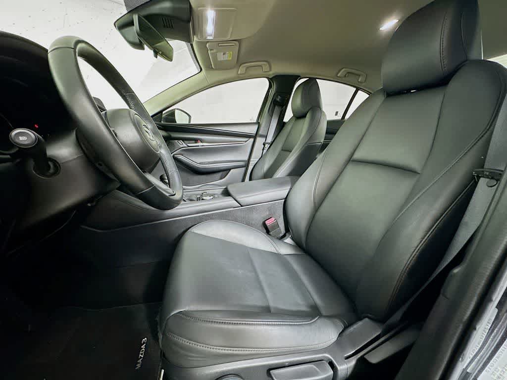 Mazda Mazda3 Sedán Select 2021