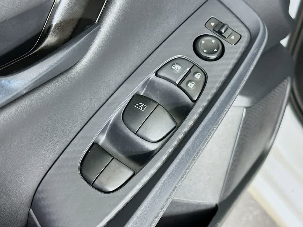 Nissan Sentra S 2024