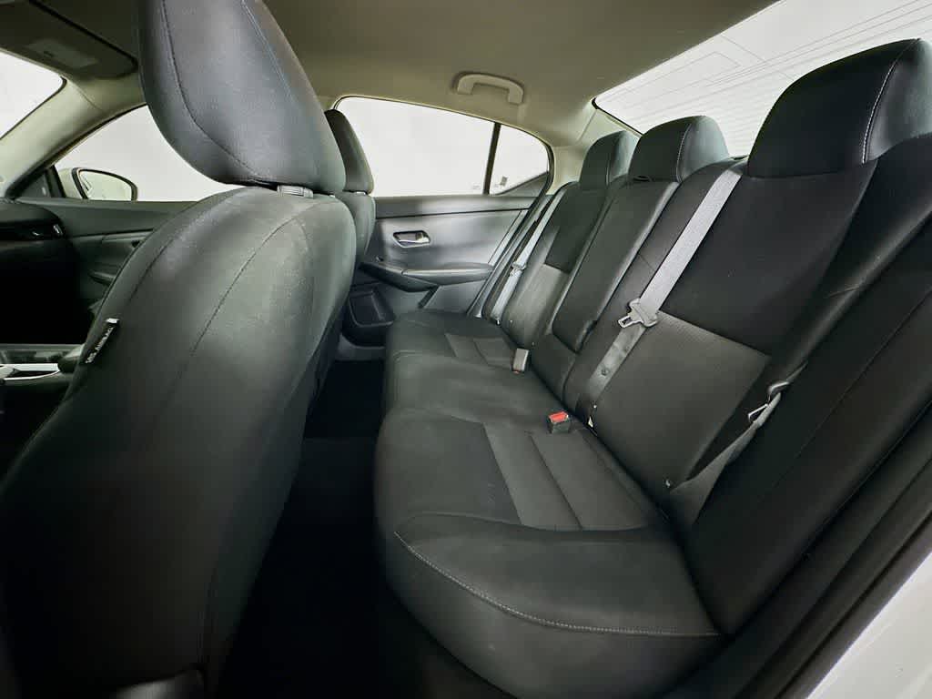 Nissan Sentra SV 2021