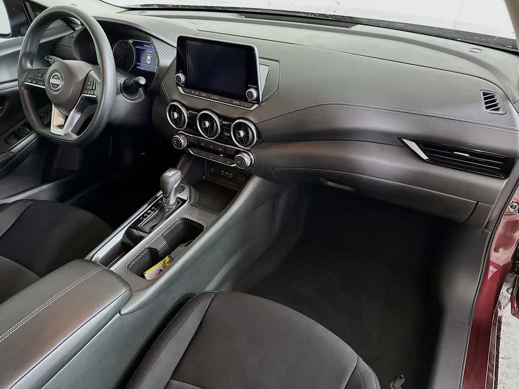 Nissan Sentra SV 2024