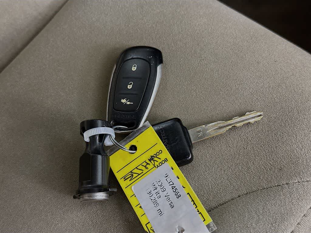 Nissan Versa 1.8 S de 2009