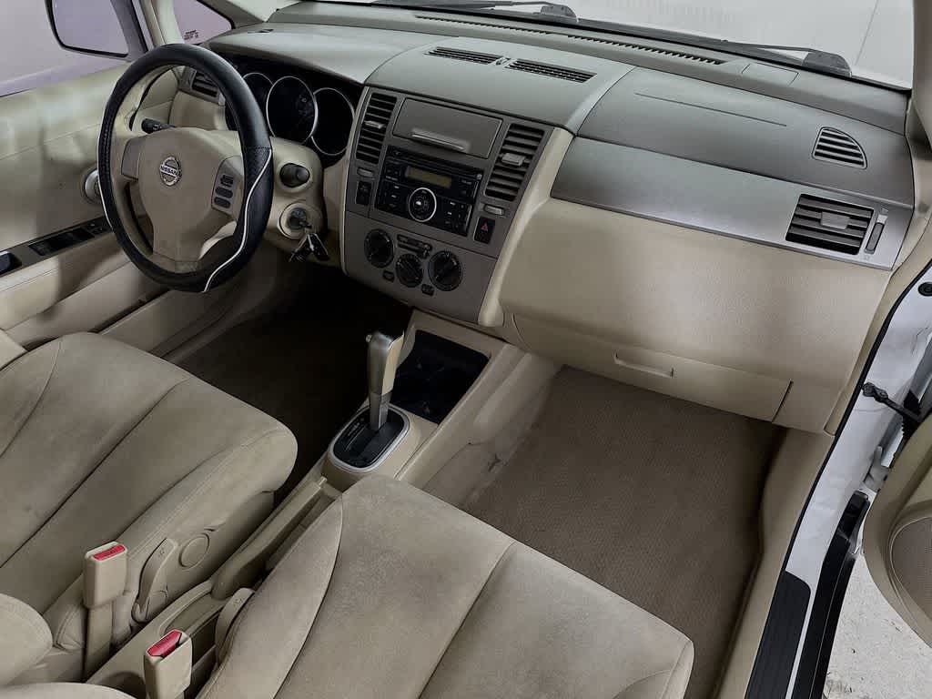 Nissan Versa 1.8 S de 2009