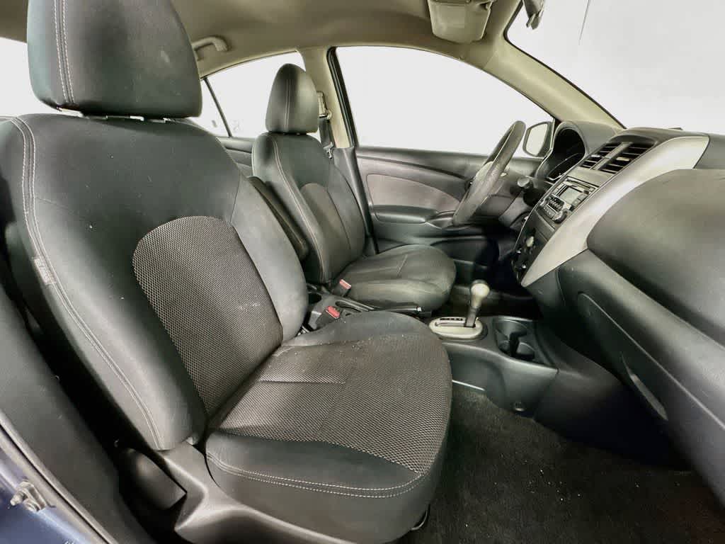 Nissan Versa SV 2015