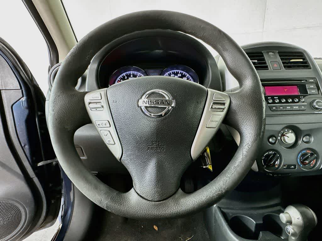 Nissan Versa SV 2015