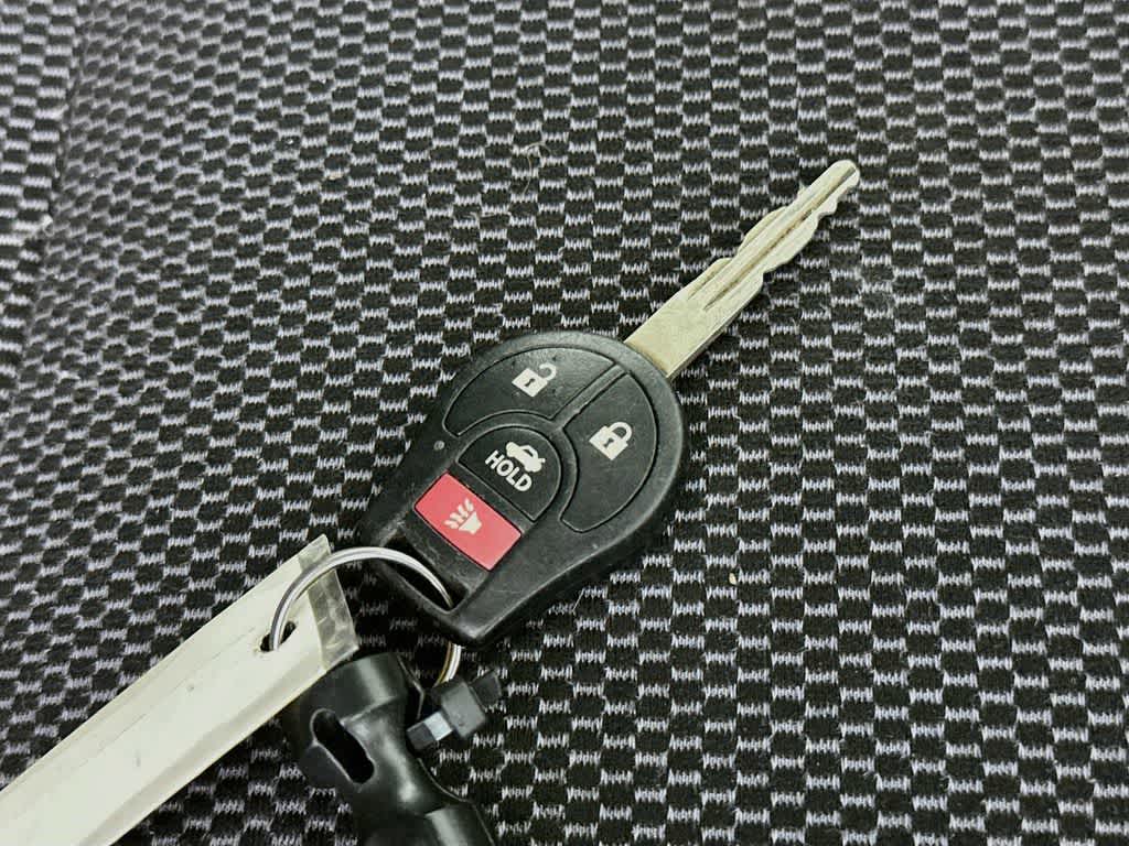 Nissan Versa SV 2015