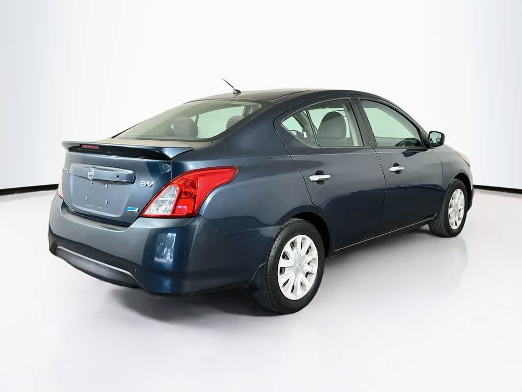 Nissan Versa SV 2015