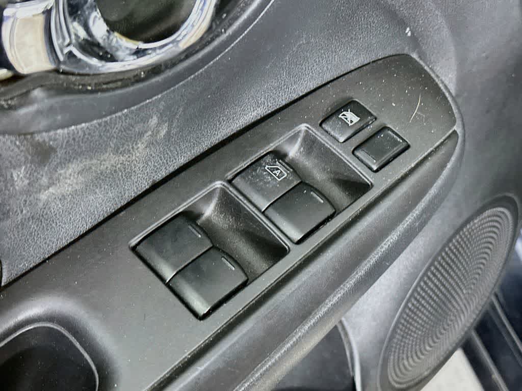 Nissan Versa SV 2015