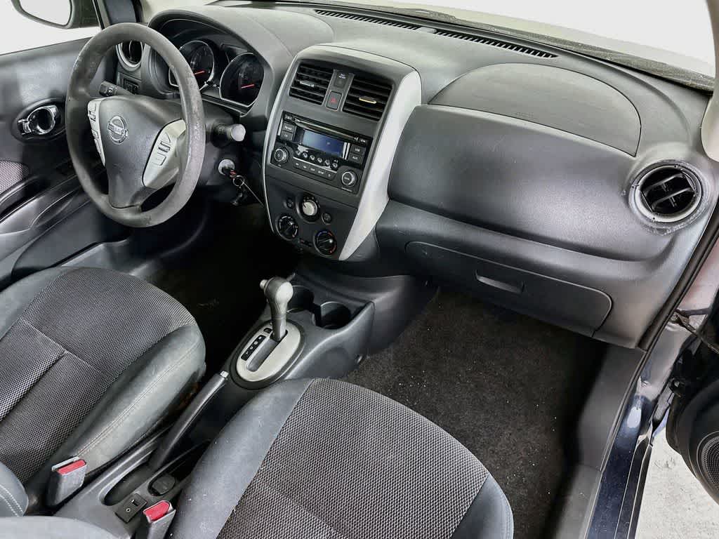 Nissan Versa SV 2015