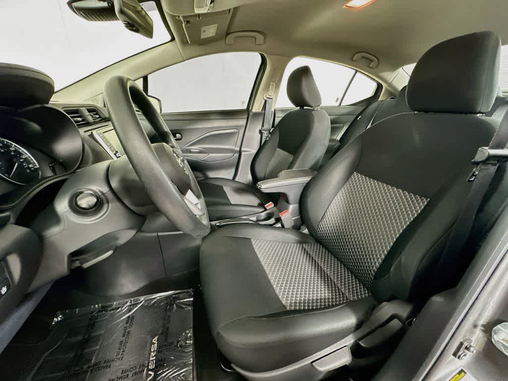 Nissan Versa S 2022