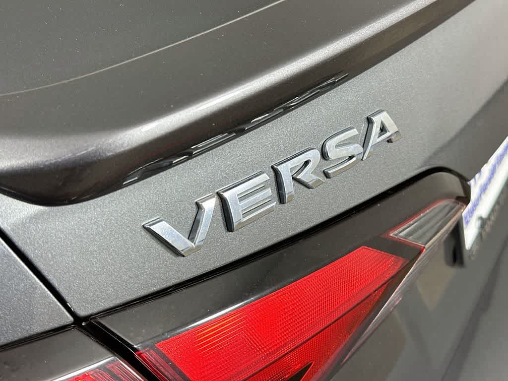 Nissan Versa S 2022