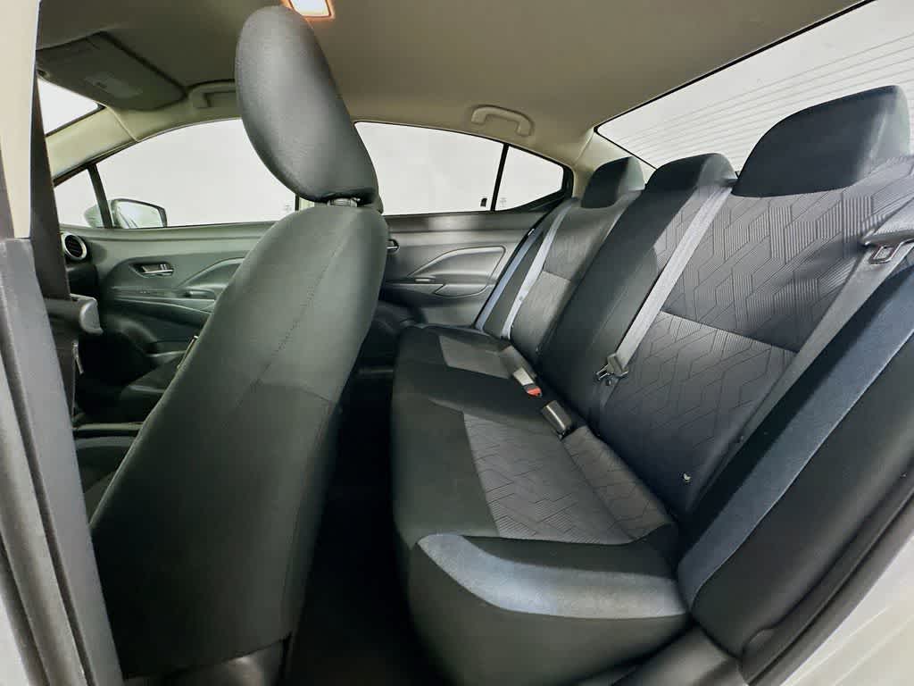 2023 Nissan Versa SV