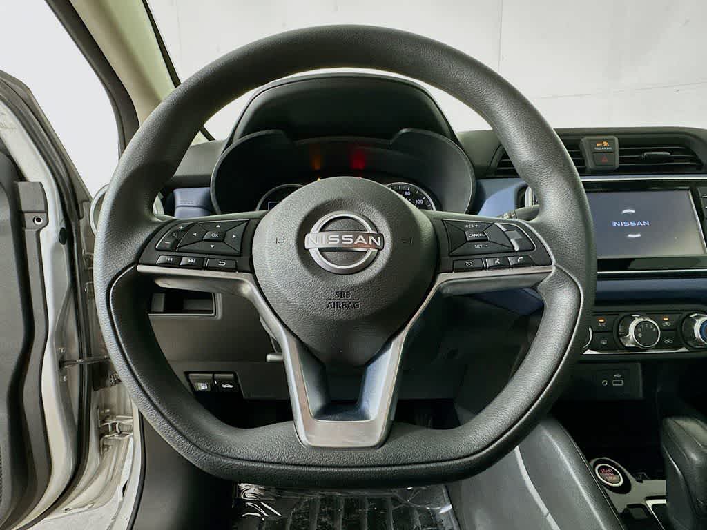2023 Nissan Versa SV