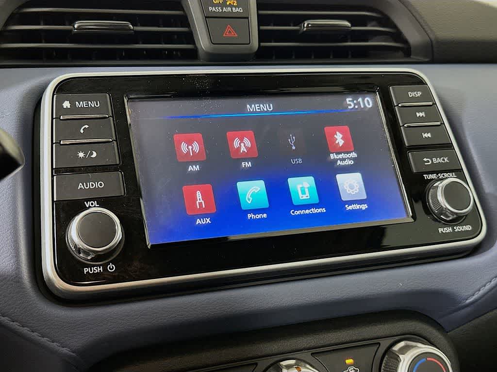 2023 Nissan Versa SV