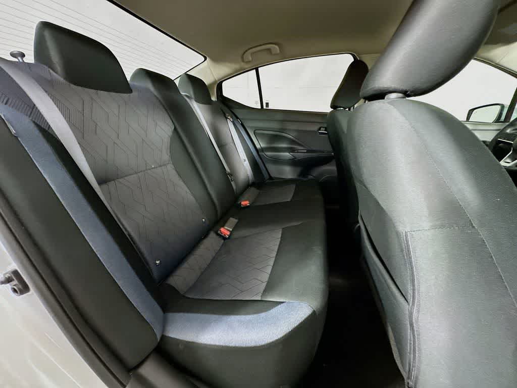 2023 Nissan Versa SV