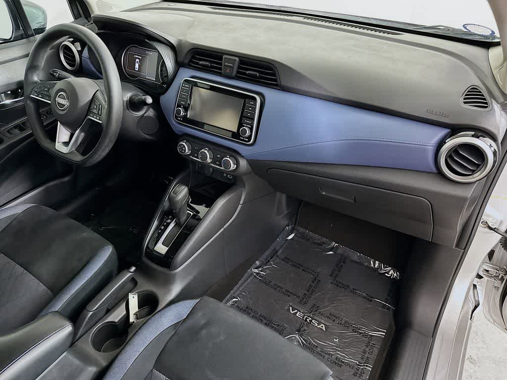 2023 Nissan Versa SV