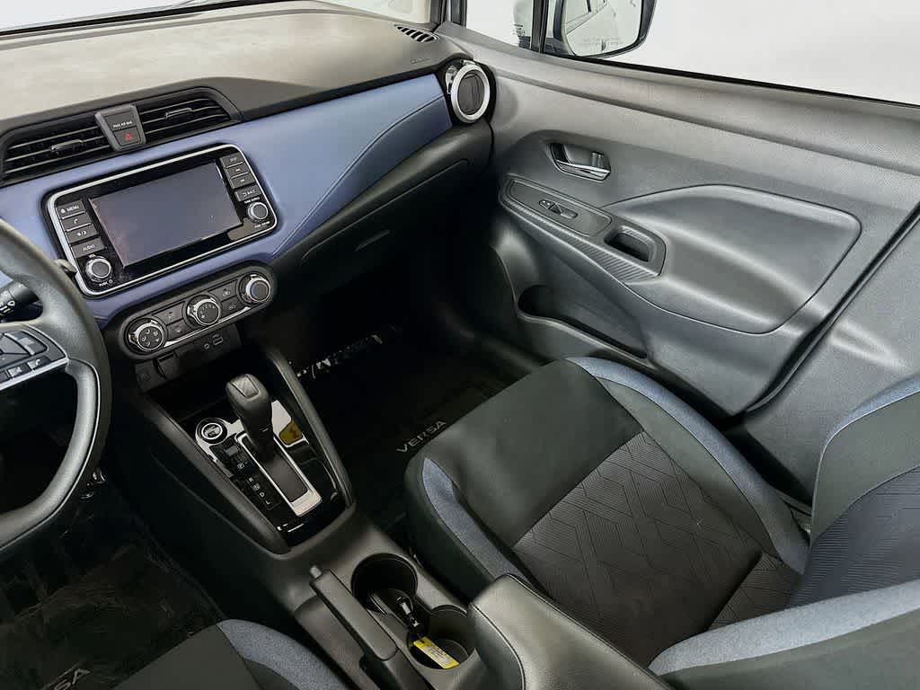 2023 Nissan Versa SV