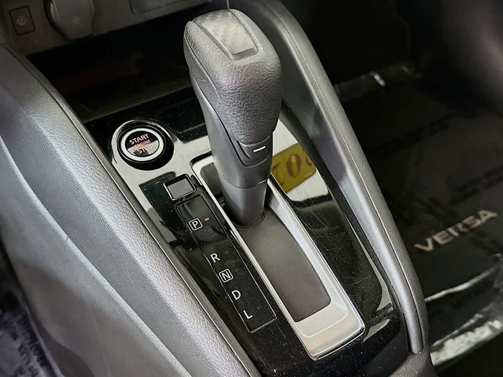 2023 Nissan Versa SV