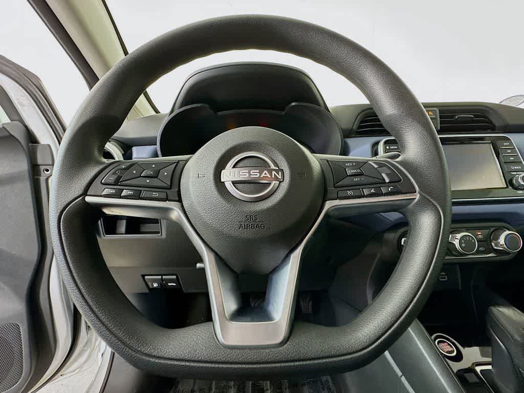 2023 Nissan Versa SV