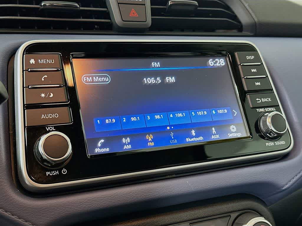 2023 Nissan Versa SV