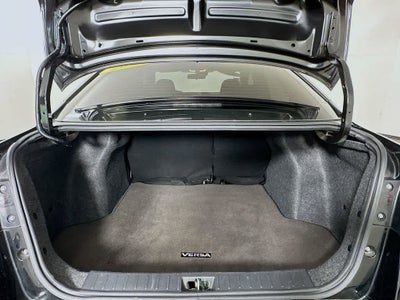 2023 Nissan Versa SV