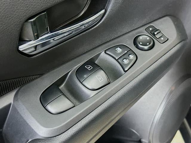 Nissan Kicks SV 2023