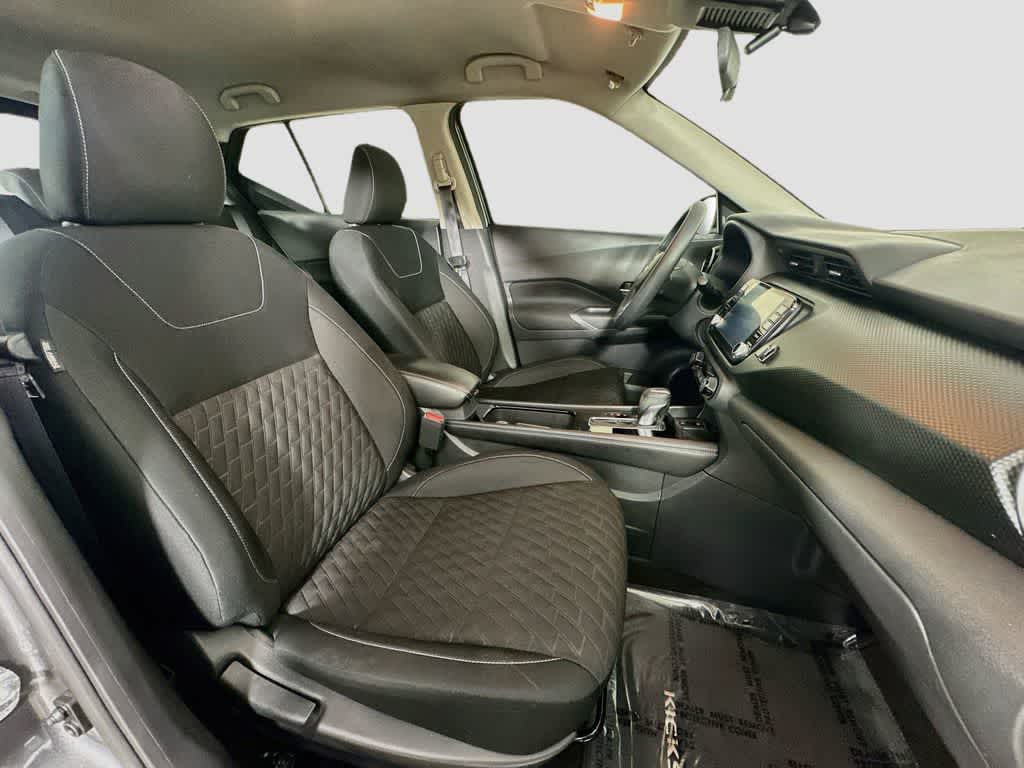 Nissan Kicks SV 2022