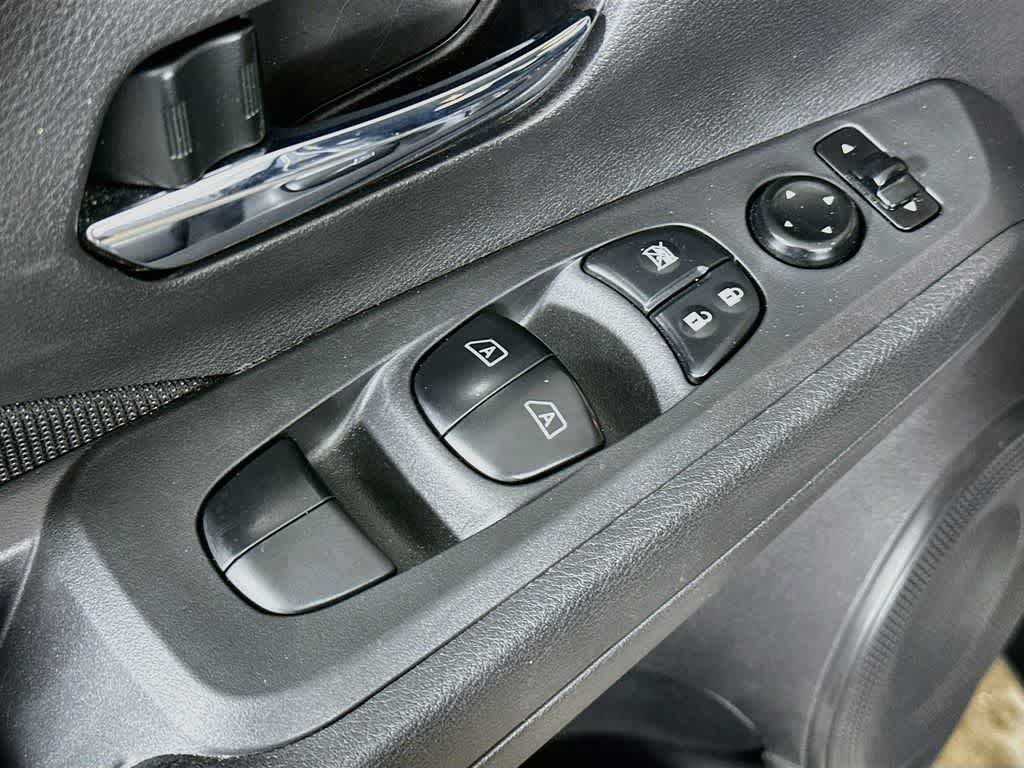 Nissan Kicks SV 2022