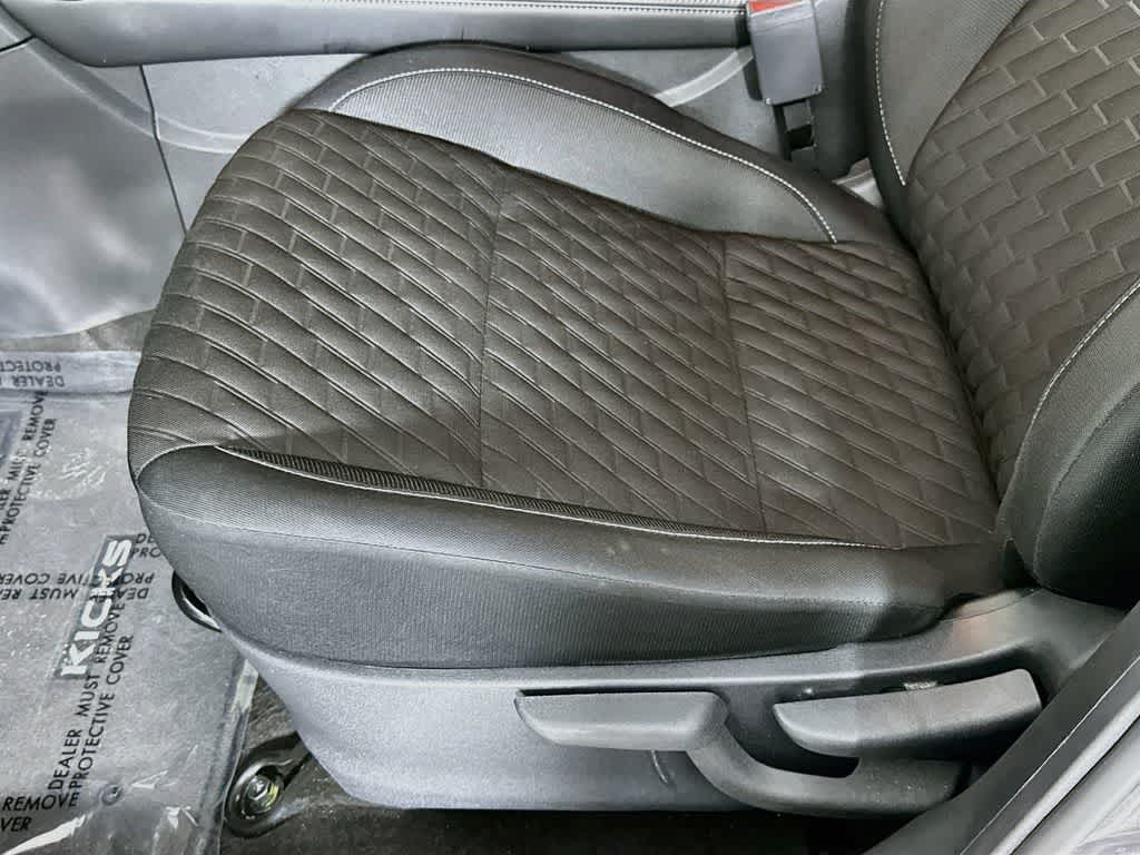 Nissan Kicks SV 2022