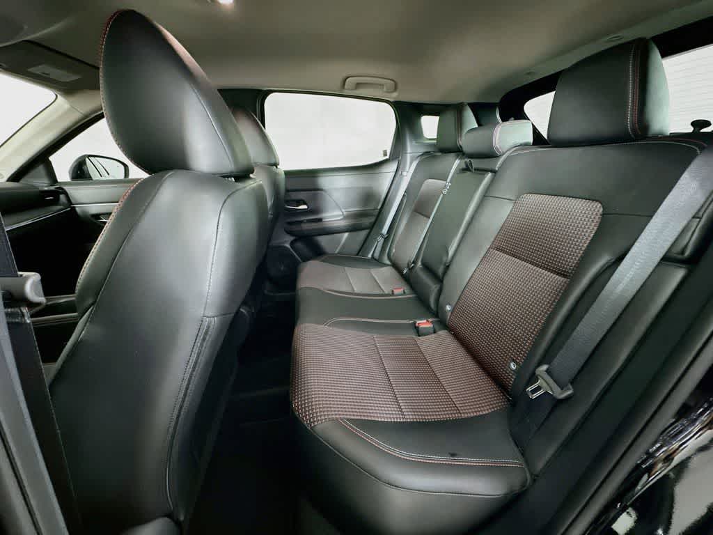 Nissan Kicks SR 2025