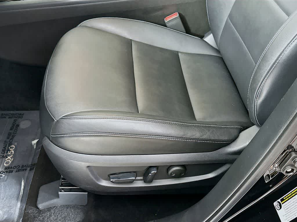 INFINITI QX50 LUXE 2019