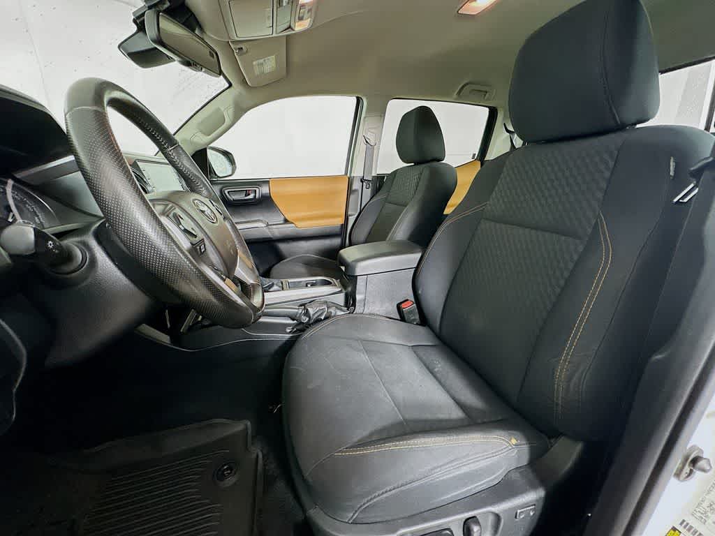 Toyota Tacoma SR5 2020