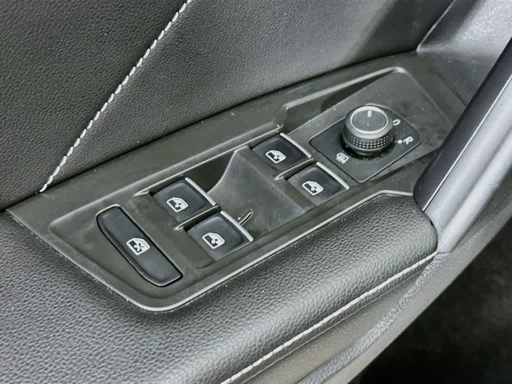 Volkswagen Tiguan SE 2024