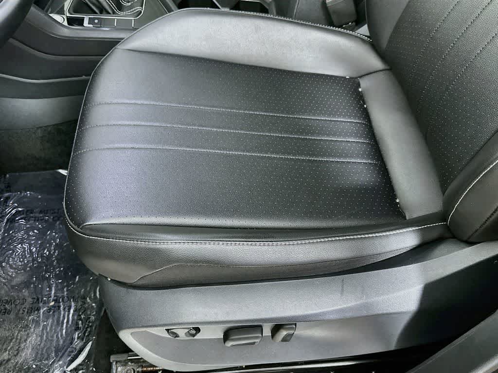 Volkswagen Tiguan SE 2024