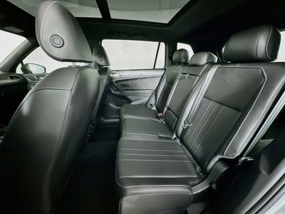 2023 Volkswagen Tiguan SE R-Line Negro