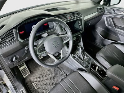 2023 Volkswagen Tiguan SE R-Line Negro