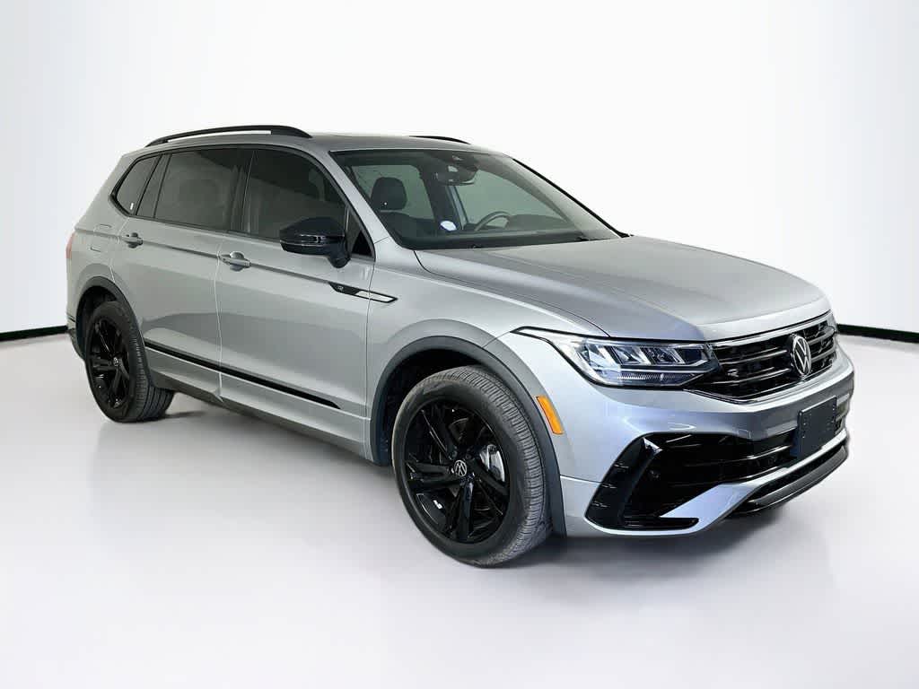 2023 Volkswagen Tiguan SE R-Line Negro