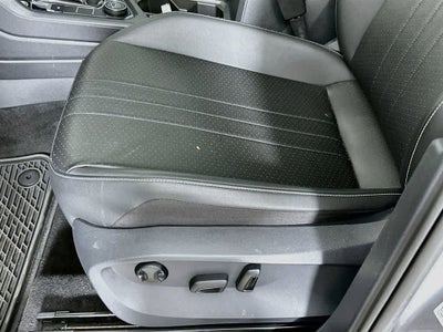 2023 Volkswagen Tiguan SE R-Line Negro