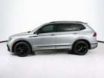 2023 Volkswagen Tiguan SE R-Line Negro