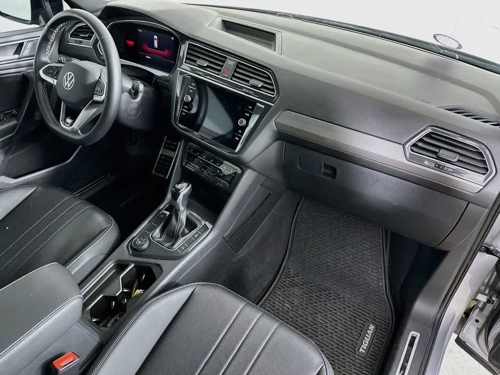 2023 Volkswagen Tiguan SE R-Line Negro