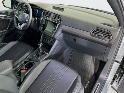2023 Volkswagen Tiguan SE R-Line Negro
