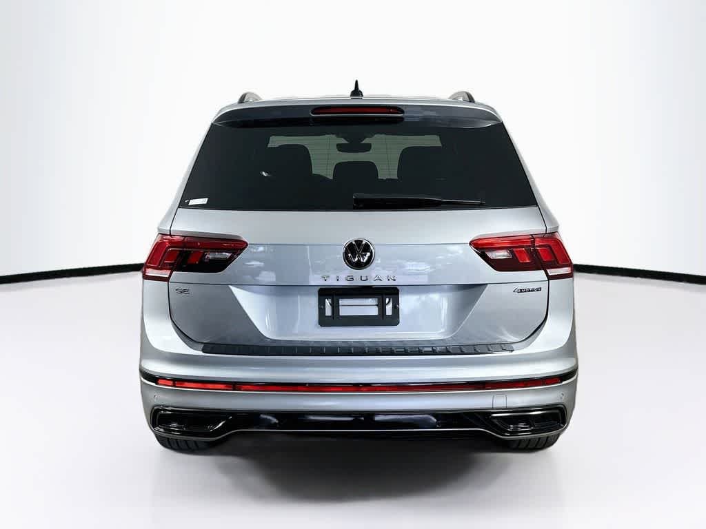 2023 Volkswagen Tiguan SE R-Line Negro