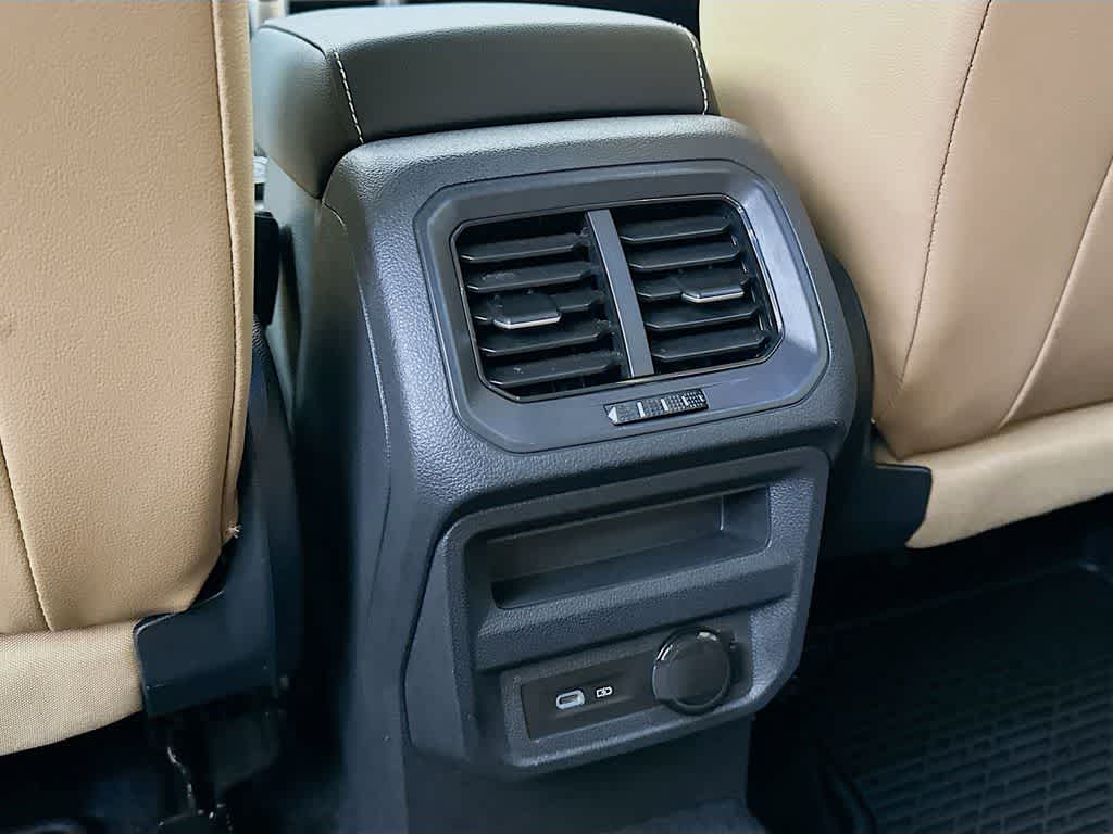 Volkswagen Tiguan SE R-Line Negro 2024