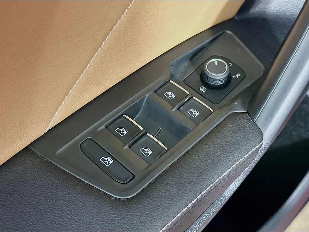 Volkswagen Tiguan SE R-Line Negro 2024