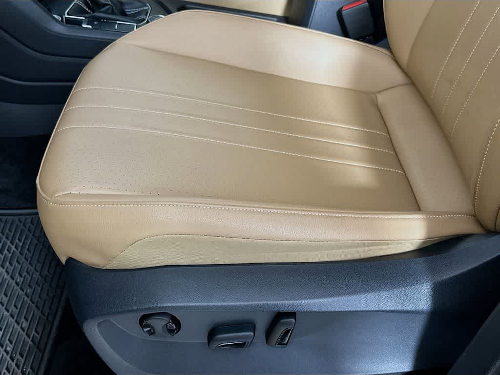 Volkswagen Tiguan SE R-Line Negro 2024