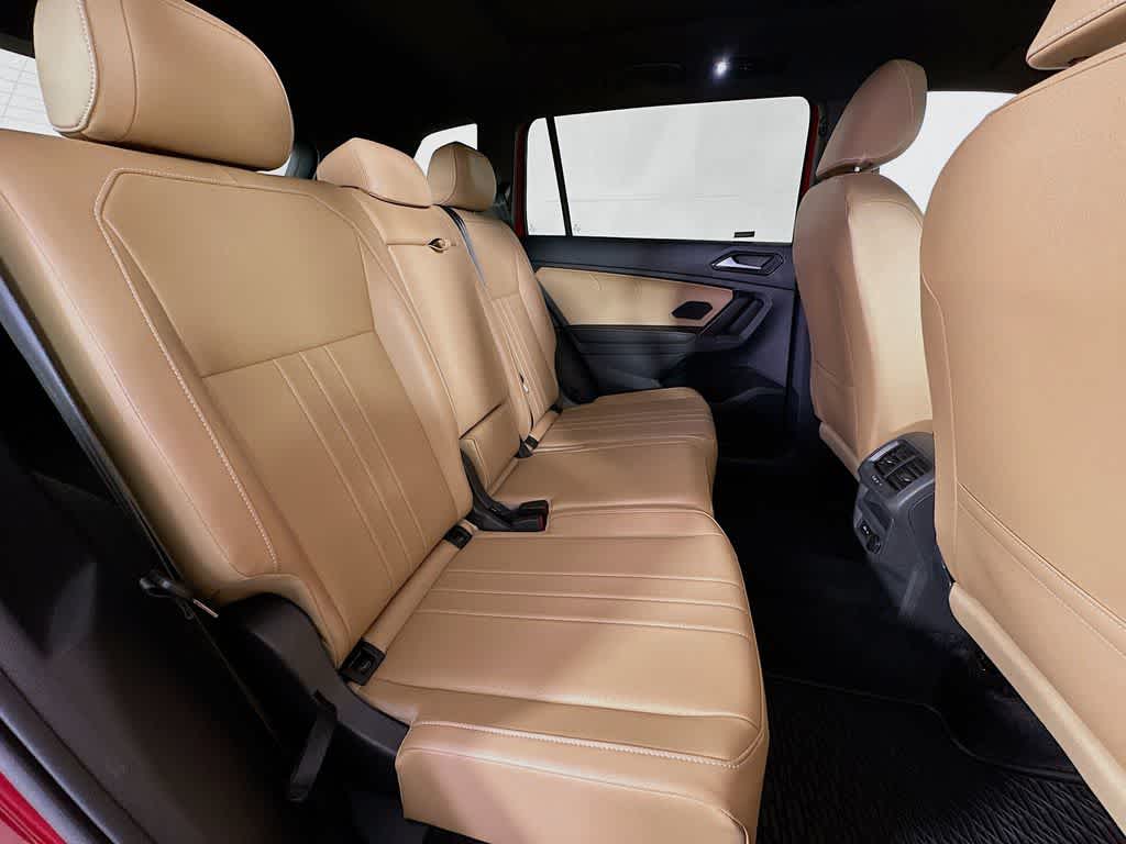 Volkswagen Tiguan SE R-Line Negro 2024