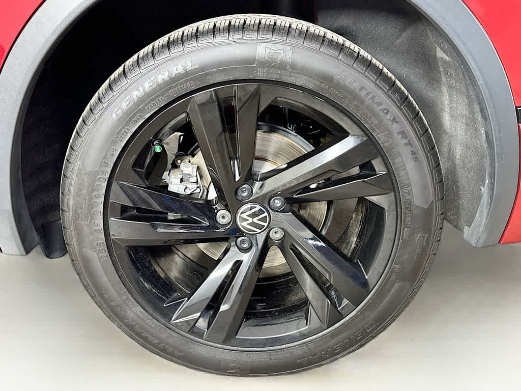 Volkswagen Tiguan SE R-Line Negro 2024
