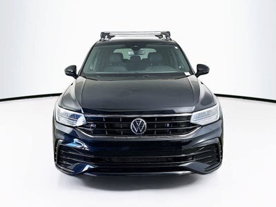 2023 Volkswagen Tiguan SE R-Line Negro