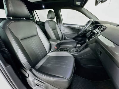 2023 Volkswagen Tiguan SE R-Line Negro